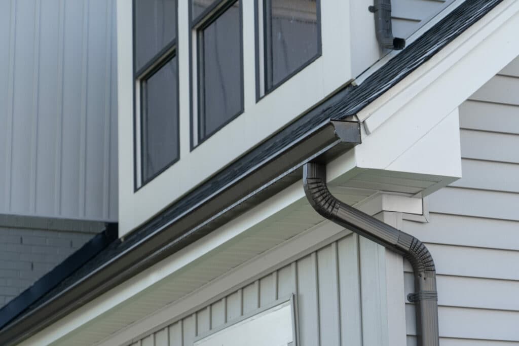 How To Fix Sagging Gutters in 2024 - The Right Way