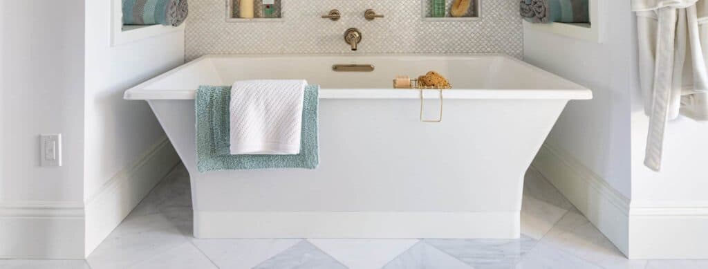 How Much Does Bathtub Installation Cost? (2024 Pricing)